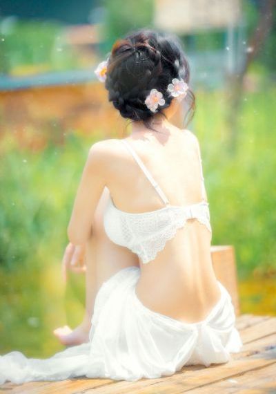 久久久精品欧美一区二区白云视色_超清全集免费播放