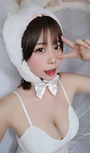 午夜精品区_4K免费高清观看