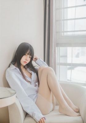 亚洲桃花综合_720完整视频观看